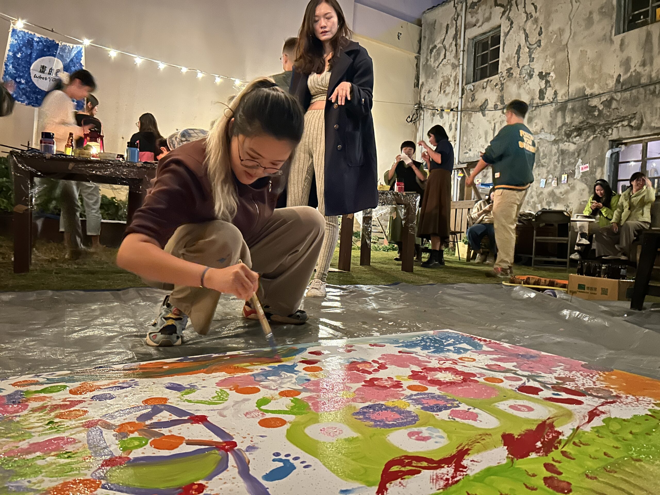 畫的室大型彩繪創作案例-澎湖說酒人酒吧療癒創作